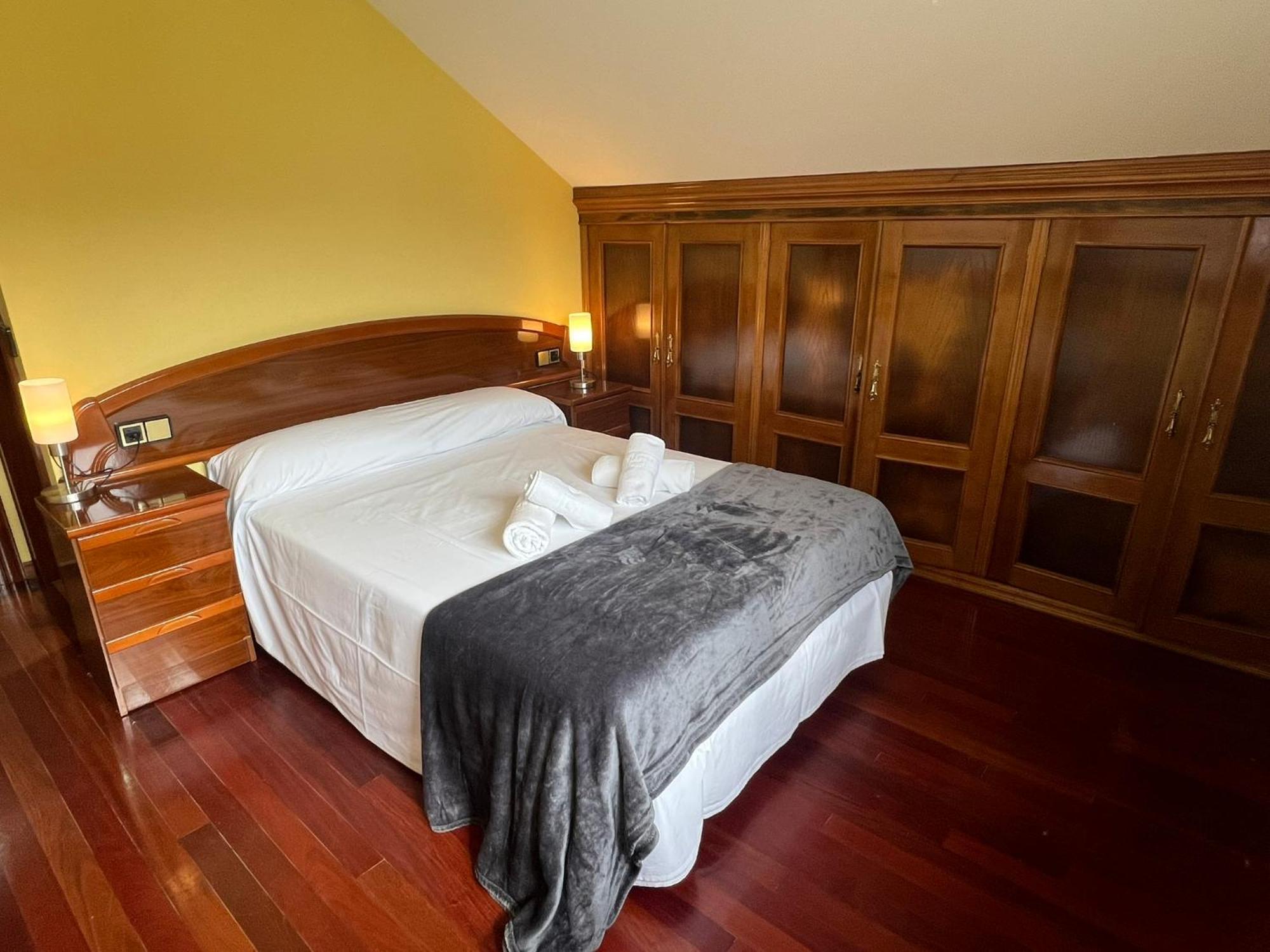 Gestiona2R- Casa Grande En El Centro De Llanes Villa Ngoại thất bức ảnh
